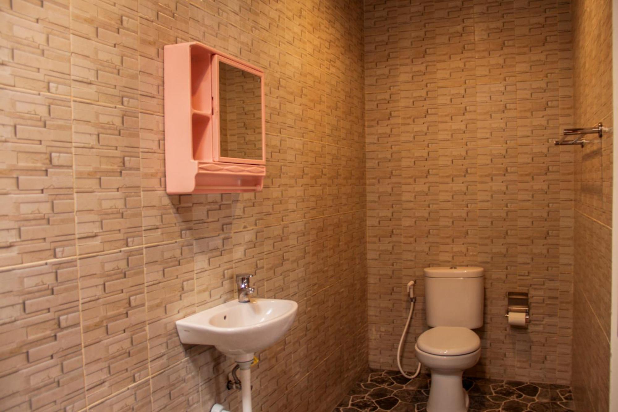 Nyoman Guesthouse Canggu ห้อง รูปภาพ